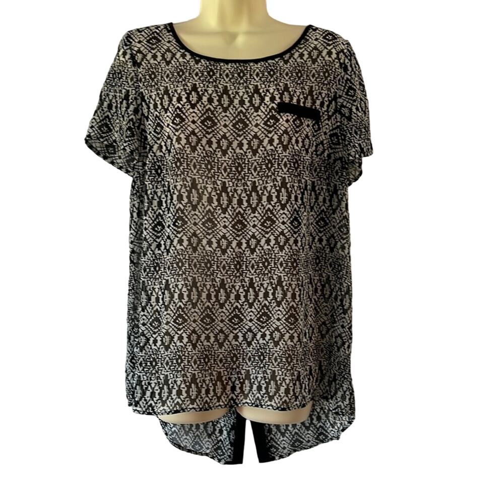 AB Studio Black and White Crinkle Chiffon Geometric Print Tunic Top Blouse
